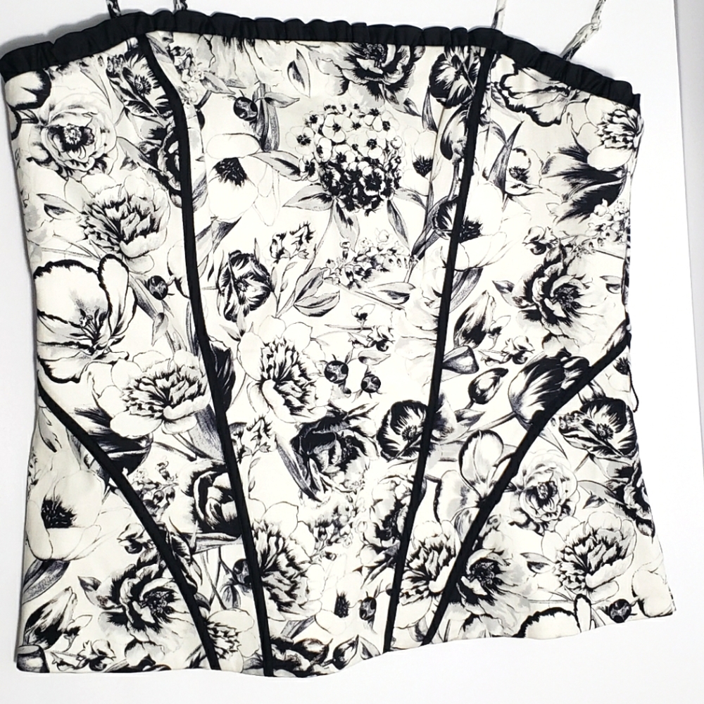 White House Black Market Bustier 😍